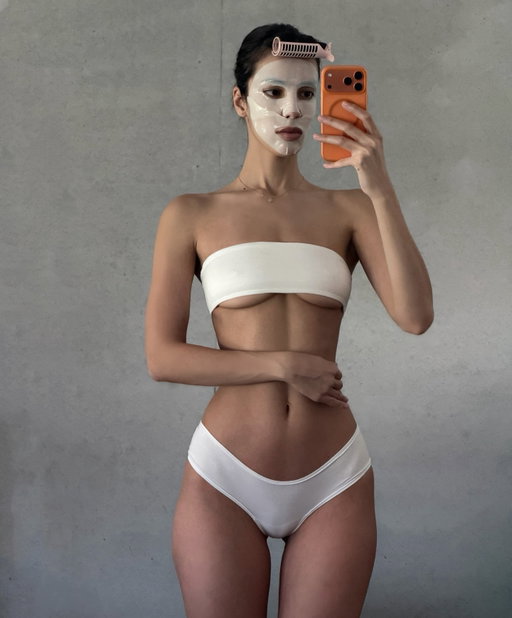 New Drop @allgloryunderwear 
Made for slow days and softer moments 🤍✨