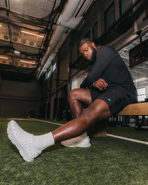 We are proud to announce @will.andersonjr as the first NFL athlete at KANE. 

Built from a longstanding relationship with the brand, Will is the perfect fit.

Will’s list of accomplishments throughout his career is lengthy and through it all there’s been one constant theme. 

His commitment to performance doesn’t stop in the gym.

Big things to come... 🤝