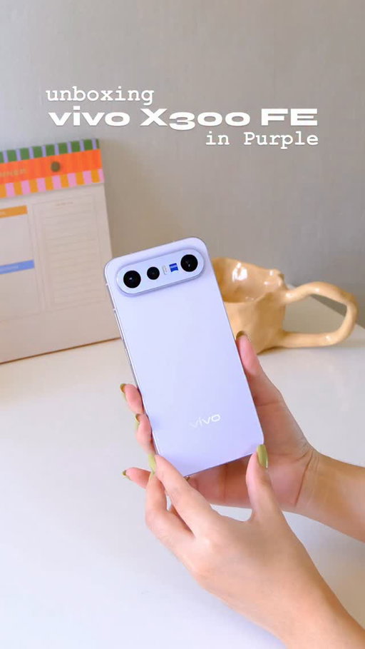 This is such a pretty purple phone but ngl, this looks a little familiar 🤐

This is the #vivox300FE and it’s powered by a Snapdragon 8 gen 5, has 50mp main, 50mp tele, 8mp wide & 50mp sefie cameras, has a 6.31in screen and 6400mh battery!  #isadoestech