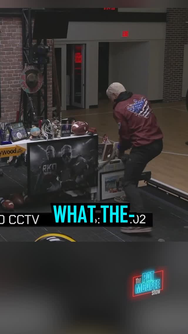 Ladies and gentlemen..

This is what we walked into this morning thanks to Cody Rhodes…

THANKS TO OUR SECURITY CAMERAS

HERE’S THE FOOTAGE