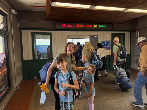 Oh boy oh boy did the Cozens family have fun visiting Maui! 64 turtles (might've double-counted a few)! A sunset whale! Zip-lining! Cliff jumping! Lucy learning to surf! Surprisingly terrible jet lag! Kids awake at 4:30am! Lots of uncooked fish aaaaand moooore! Everyone was crying by the end! The sign of a great time! Guess we are coming back!
•
•
•
#hawaii #maui #blackrock #travel #surfing