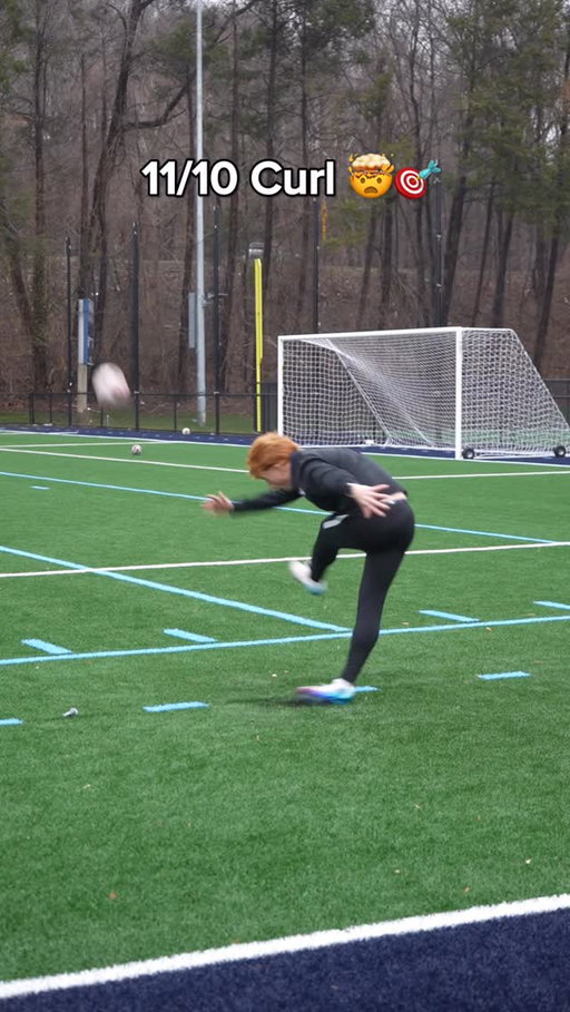 The ART of curling 💫🎯
•
•
•
#football #soccer #ncaa #soccerdrills #satisfying