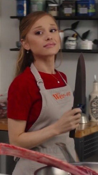 First look at Ariana Grande in #FockerInLaw.

In theaters this Thanksgiving.