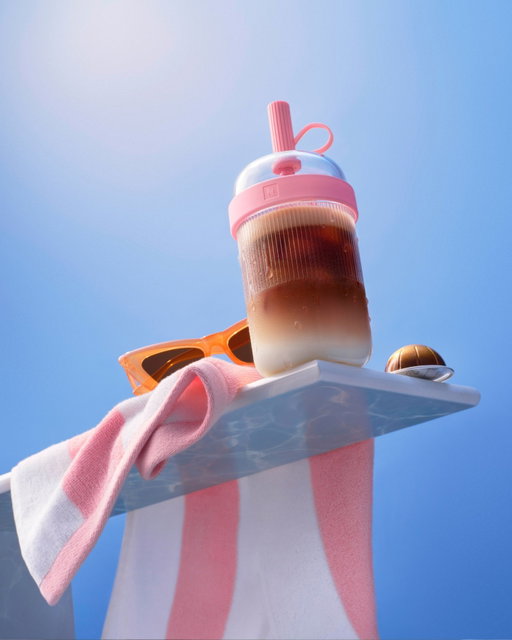 Our fan-fave iced tumbler just got a Bubble Gum glow-up. Ready to sip in style? Iced coffee never looked so pretty in pink 💗 Shop it at our link in bio.
