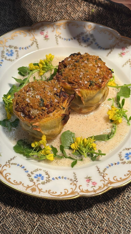 New special that we started last night, few portions left tonight 🙂‍↔️ Artichokes stuffed with lots of amazing veg slowly cooked from @halalpasturesfarm topped with garlic and parsley breadcrumbs. The sauce is a classic Albufera which is a chicken stock with cream finished with foie gras and cognac, the perfect match with artichokes. Come try it tonight, we might make some more for the weekend 🥳

#onlythebestforourguests