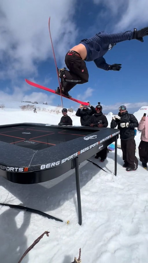 Ski trampoline 🥴