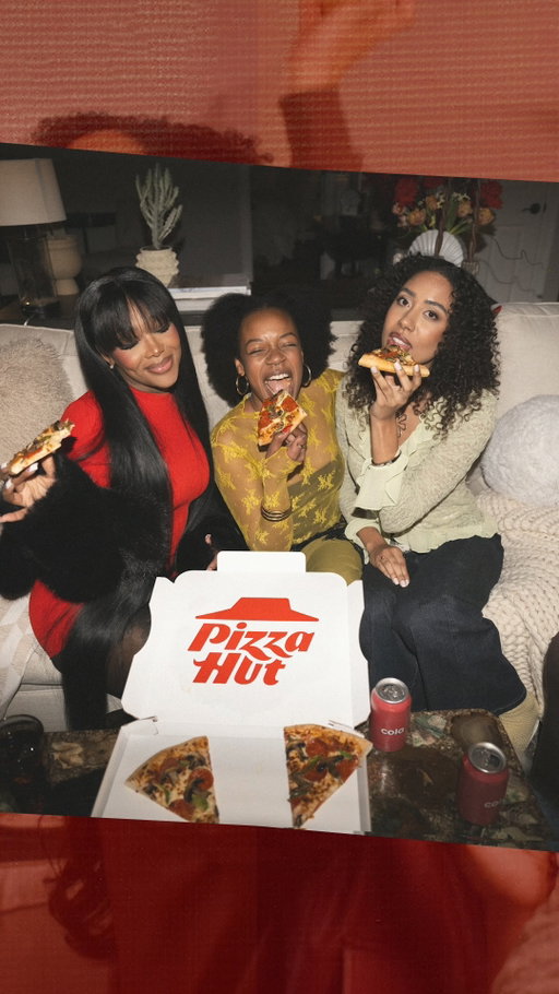 Heyyyy Miss Pizza Hut @summerwalker 🍕👋 When you’re finally over it, remember you were always HUT stuff. #FeedGoodTimes