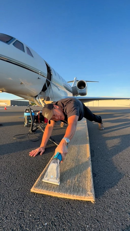 What even does an aircraft detailer do??

#aircraftdetailing #detailing #aviation