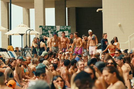 The right way to start summer

#wellness #community #arizona #arizonalife #poolparty