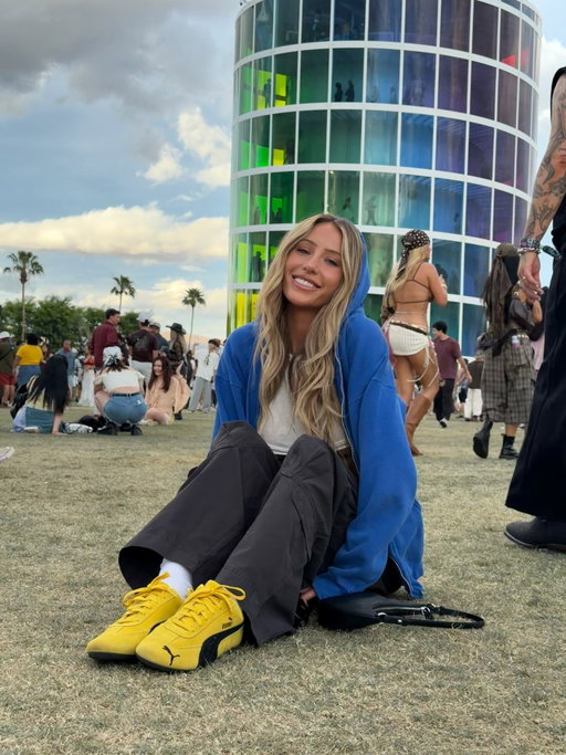 Coachella Vlog out now on my YouTube :)))))))))) 🧚🏼🧚🏼🧚🏼🧚🏼