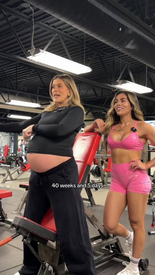 45’s at 40 weeks and 5 days pregnant 😭 @deeefernandez