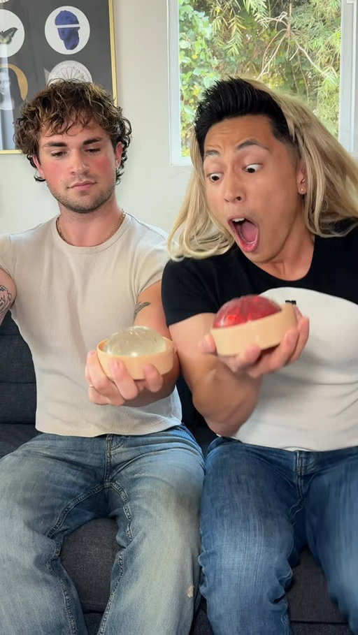 those glitter dumpling unboxings be like 😂 @francoisparadiss 

#glitterdumpling #squishy #unboxing #comedy #parody