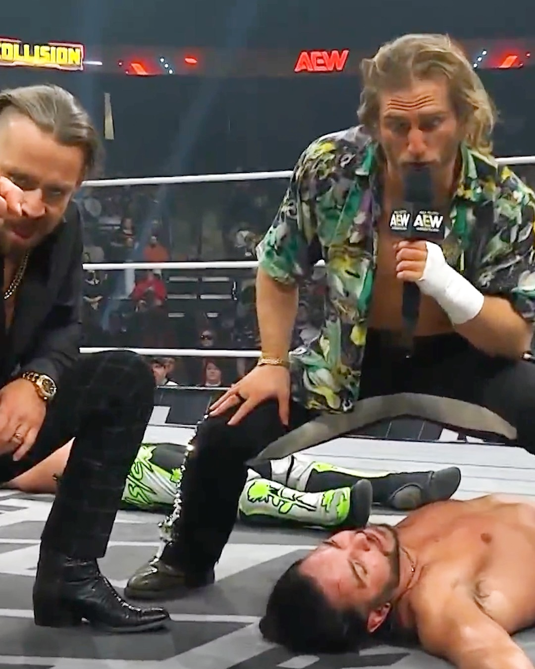 @ClarkConnors sends a nasty message to the AEW Tag Team Division 😬 @SuperSuperDave

#AEWCollision Spring BreakThru is ON NOW on TNT & streaming on HBO MAX!