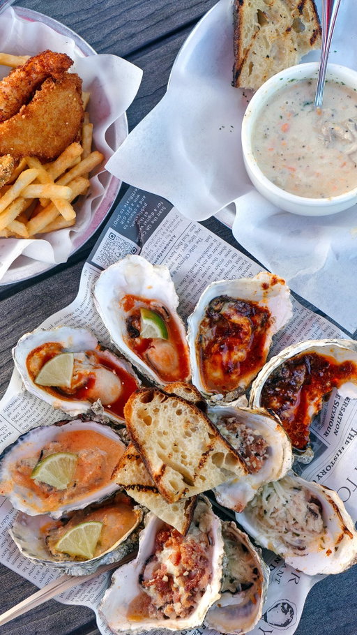 Share this oyster bar with someone you want to go with. ⬇️ Then save the details for when you go!
.
We’re so lucky to live in one of the biggest oyster-producing areas in the Pacific Northwest. Not only do we have access to them in our restaurants, we can also visit the farms directly.
.
One of the most popular spots is Taylor Shellfish Farms, both for their Seattle-area restaurants and their farm on the famous Chuckanut Drive in Skagit Valley. They’ve become a destination whenever people go visit the tulips, and rightly so! But I found another spot that deserves just as much recognition.
.
@draytonharboroysterfarm is a small, family-owned farm ~25 minutes north of Bellingham. They have a fun oyster bar with a patio overlooking the water. The menu includes raw, grilled, and fried oysters with a bunch of interesting butters, plus other seafood fan favorites like chowders, ‘po boys, and shrimp. My favorites included the grilled oysters were sweet and smoky butter and the coconut curry butter. And the beer battered fries? So good!
.
There’s no better way to soak up a nice day after exploring the tulips or nearby Bellingham. Definitely add this spot to your list the next time you’re in the area.
.
I know of Taylor Shellfish, Hama Hama, Samish Gold, and Chelsea Farms oyster farms. What other ones are there around WA? I’d love to hear in the comments, as I’m always looking for new ones to visit!