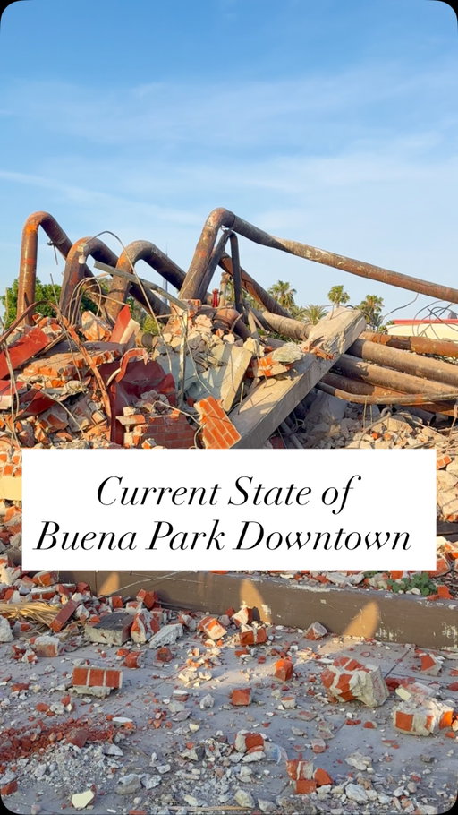 Current State of Buena Park Downtown 🚧 

New Business…

Sears is Gone…

Trampoline Park coming soon?…

#buenaparkdowntown #constructionupdate #adventurezwithdavid #deadmall #buenapark