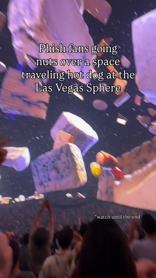 Phish Night 1 at the Las Vegas Sphere featuring the usual space traveling hot dog worship and so on….

What an adventure! Now I’m hungry! 🌭

@phish