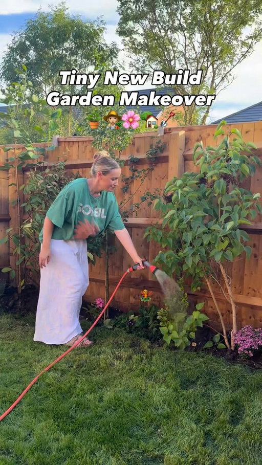 Time to add some WILDLIFE 🐝🐞🐛🐿️🐜🐦‍⬛ Day 11 of transforming my tiny soulless new build garden!

Such fun ideas to do with your kids to help them learn and also help your garden, so make sure you save this post! Drop any more ideas for the garden on anything else I can do to help add more wildlife in the comments.

Like & Save for future inspo! See you in the next episode ❤️

#newbuild #kidsgarden #newbuildjourney #wildlifegarden #gardentransformation