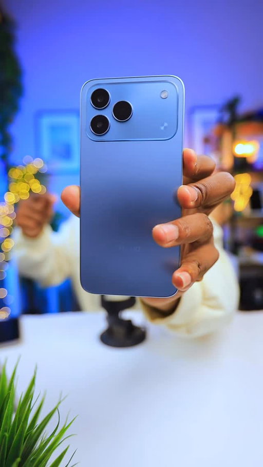U have to get this phone 😄!!

#tecnospark50