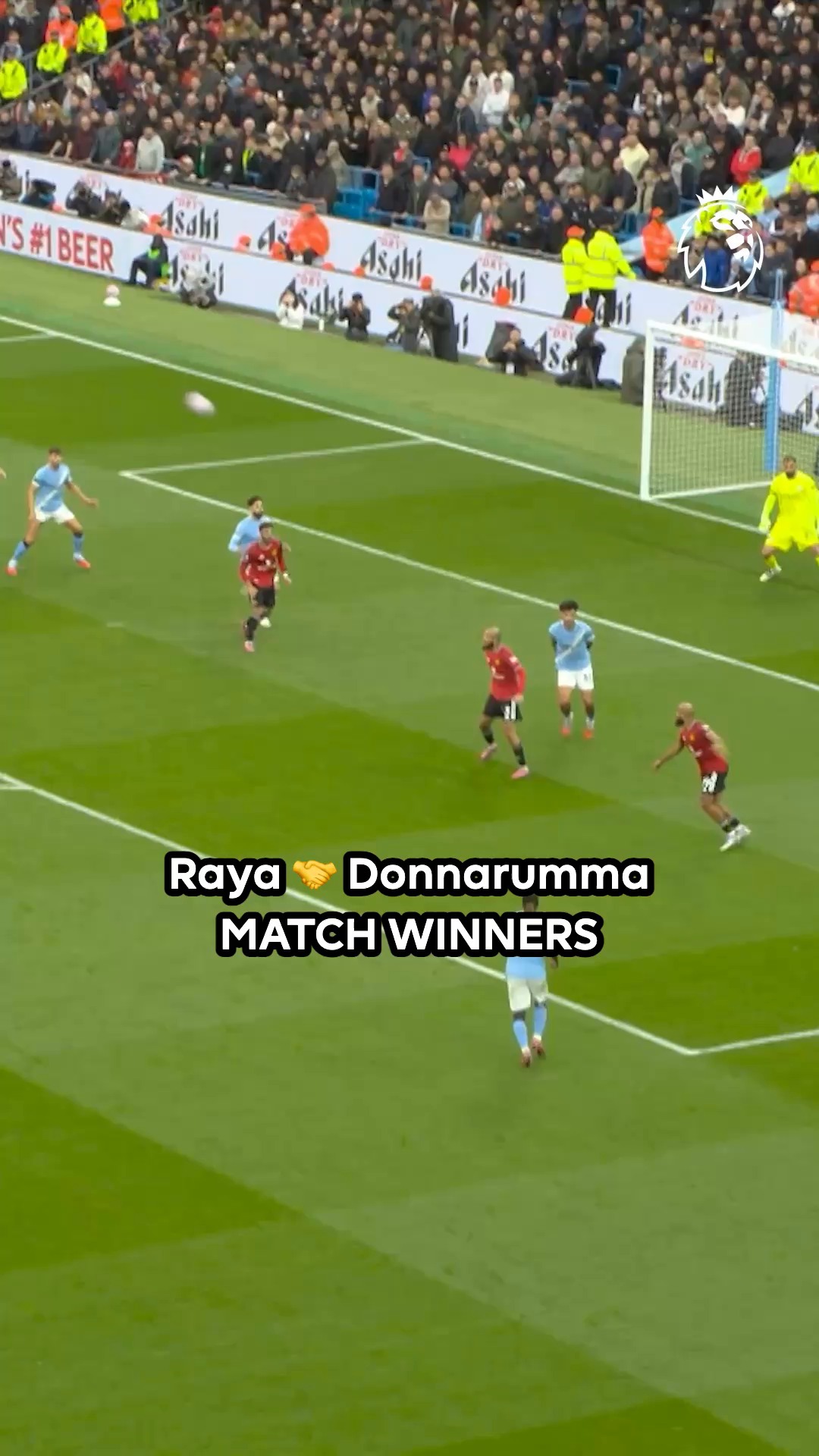 Two titans in goal. On Sunday they face off against one another.

@mancity's Gianluigi Donnarumma 🤝 @arsenal's David Raya