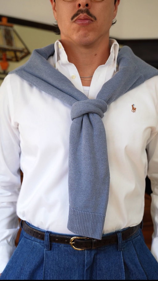 How to wear your sweater Old Money Style. 

#howto #howtowear #menstyletips #howtostyle