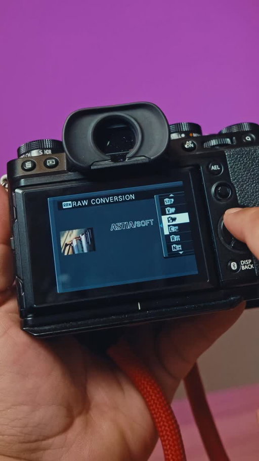 This is your sign to give In-Camera RAW Conversion a try 📷 @photo.jay 

FUJIFILM X-T5
XF16-55mmF2.8 R LM WR