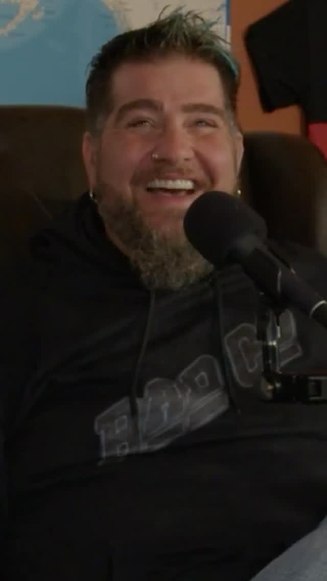 Id look like the coolest dude ever for $20 ⁣
⁣———————————⁣
FIND YOUR CITY👇⁣
⁣
Apr 17-18: Kansas City, MO⁣
Apr 24-25: Las Vegas, NV⁣
April 30-May 2: East Providence, RI⁣
May 5-7: Netflix is a Joke (Story Warz) Hollywood⁣
May 22-24: Comedy Mothership, Austin⁣
May 29-30: Stamford, CT⁣
June 5-6: Spokane, WA⁣
June 19-20: Buffalo, NY⁣
July 10-11: Newcumberland, PA⁣
July 24-25: Richmond, VA⁣
Aug 7-8: Levittown, NY⁣
Aug 21-22: Royal Oak, MI⁣
Aug 28-29: Albany, NY⁣
Sept 11-12 : Virginia Beach, VA⁣
Oct 8-10: Seattle, WA⁣
Oct 15-17: Denver, CO⁣
Nov 6-7: Brea, CA⁣
⁣
⁣
⁣AND MORE DATES available⁣
(Link in bio for Tickets) 🎟️ ⁣
⁣
#BigJayOakerson #CrowdWork #StandUpComedy #ComedyClips #LiveComedy