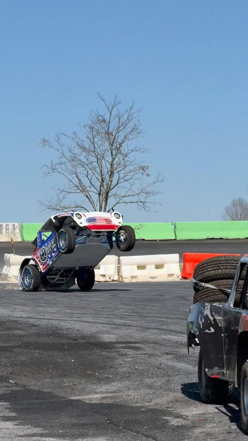 Testing out the Mini wheelie truck at @capitolracewaydrifting