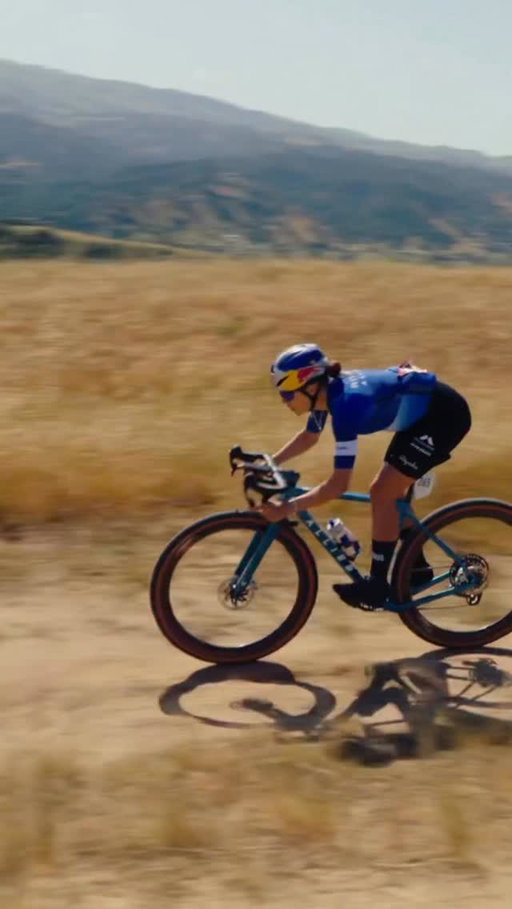 POV she is sending it… 💃⛽️ 

@seaotterclassic x @lifetimegrandprix 

#soundon #gravelismetal