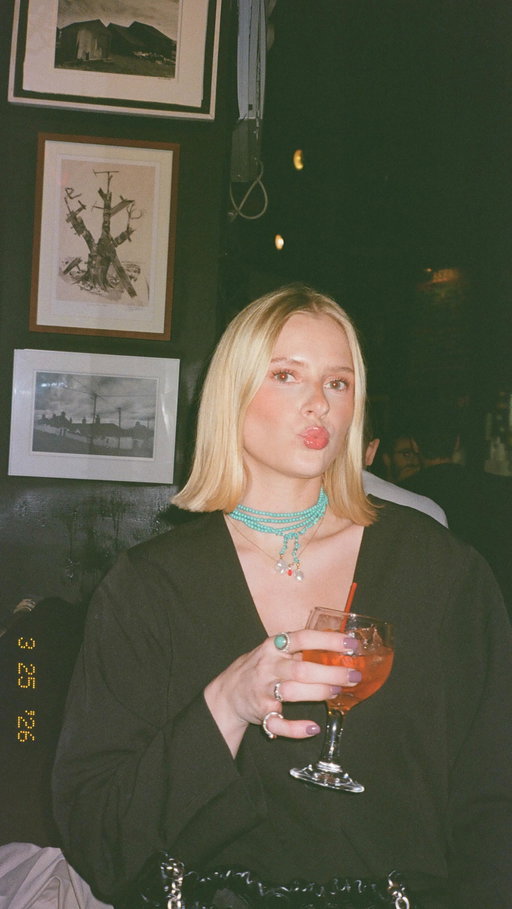 HOLD MY CHICKEN CAESAR WHILE I SCREAM SIT AWN ITTTTTT #sitonit #badabing