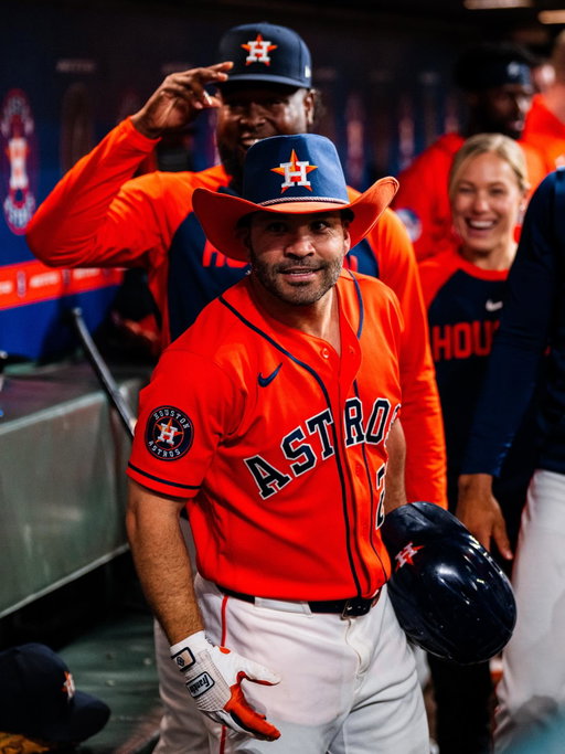 Stop what you’re doing and look at Tuve!!