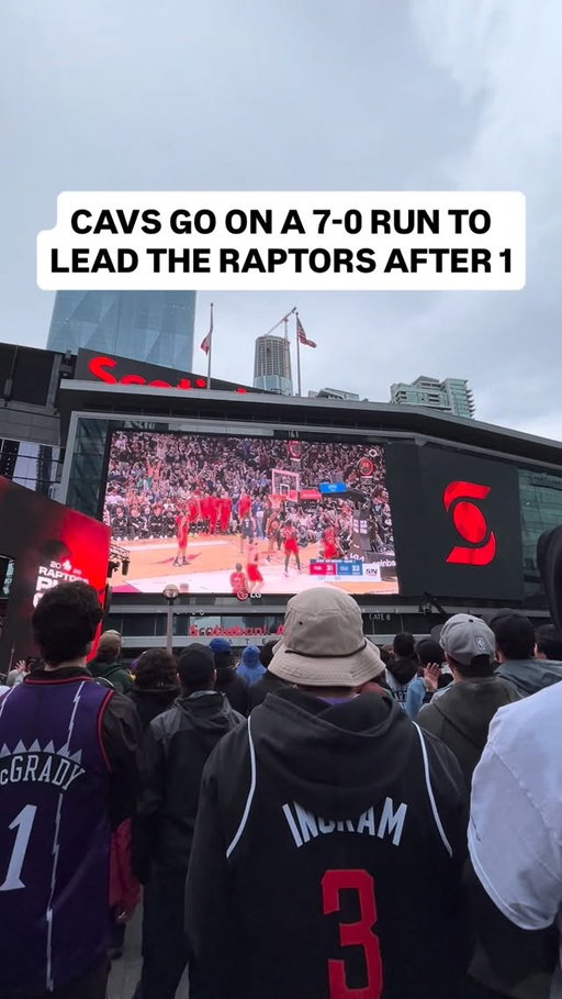 Jurassic Park is silenced as the Cavs close the first quarter with a 7-0 run to take the lead over the Raptors. #Raptors #NBA #Toronto #Cavs