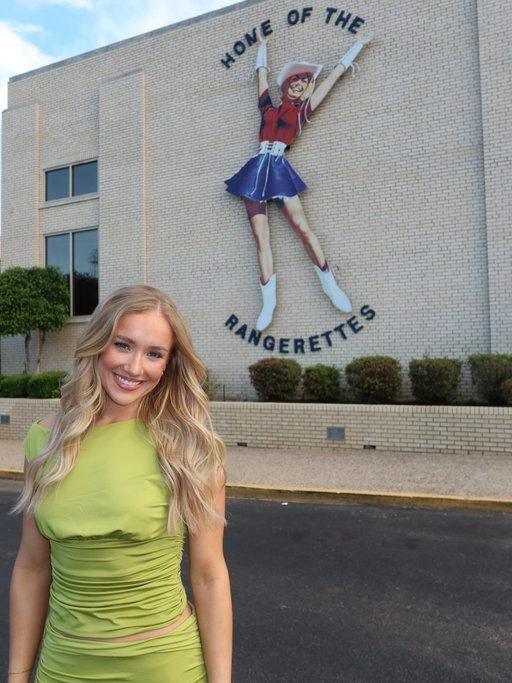a legacy we both got to live!! such a blessing to watch @hadley.daffin experience the joy, discipline, and beauty of being a Rangerette!! 🤍

#cousins #rangerettes #kilgore #etx #bestfriend
