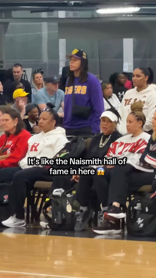 How many absolute LEGENDS in this video??? 😳 GUAA Session 1 has been a movie 😍 @uabasketball #uanext