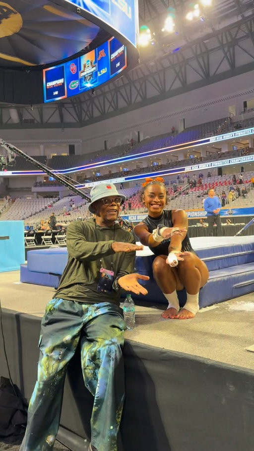 welcome to Gator Nation @samuelljackson👋