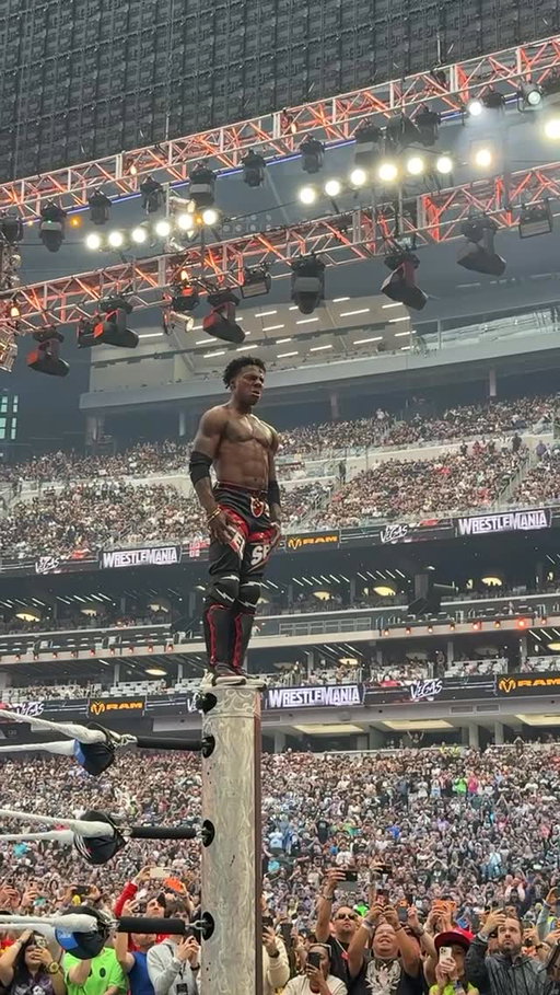 CHAT CLIP THAT 🫨🤯 #WrestleMania