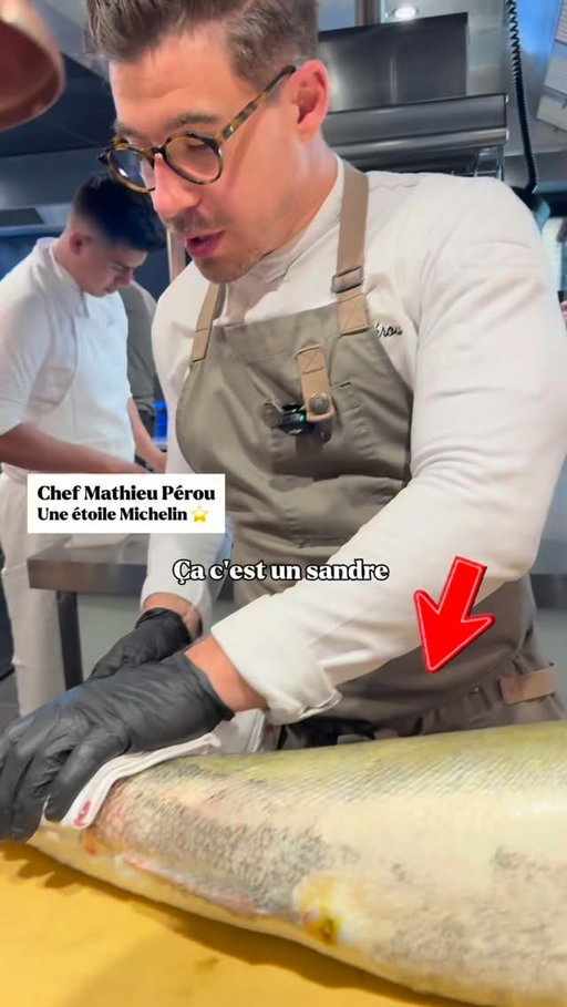 Pourquoi un chef français applique une technique japonaise à nos poissons de rivière ? 🐟🇫🇷🇯🇵
Le chef @mathieuperou du @lemanoirdelaregate remet à l’honneur les poissons d’eau douce : sandre, brochet, perche… des espèces locales longtemps oubliées dans la gastronomie française.

Pour les sublimer, il utilise l’ikejime : une technique japonaise de préparation du poisson reconnue pour préserver la qualité de la chair, améliorer la texture et révéler le goût.

Poissons de rivière français, savoir-faire culinaire, technique japonaise : quand l’exigence rencontre le terroir.

🔪Tu connaissais l’ikejime ?

Merci à Mathieu et Anne-Charlotte pour leur magnifique accueil 🤩

 #poisson #gastronomiefrancaise