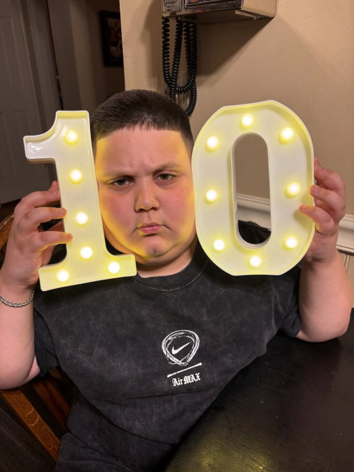 Wake up!! I hit Double Digits!!🤫🤔