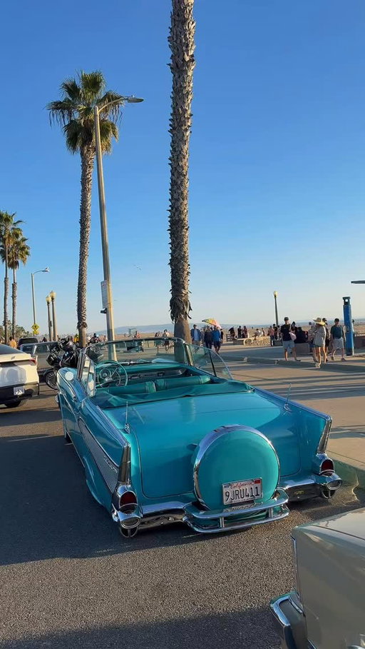 Welcome to the West Coast 🌴🌊
.
.
#LA #losangeles #santamonica #california