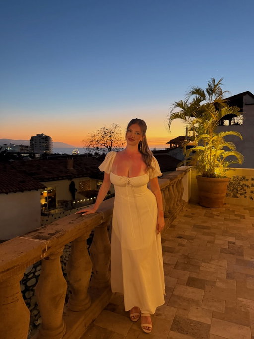 The most magical night in Mexico celebrating mommas 50th at @casakimberly . My first time at a Michelin star restaurant 12/10 #explore #viral #mexico #michelin #family