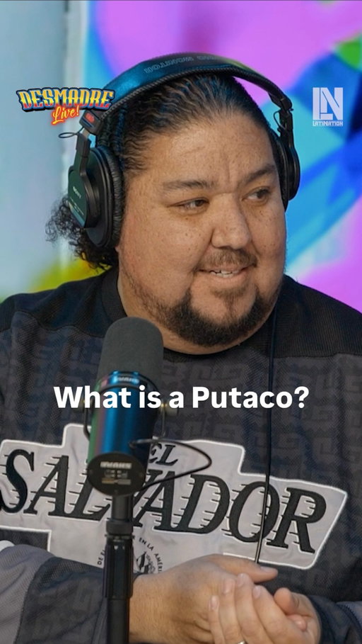 Best of both worlds 🇸🇻🇲🇽 

Have you tried a Putaco?

Watch the full episode featuring Hoozay on #DesmadreLIVE on YouTube! LINK IN BIO 🔗

__

putaco • pupusa • taco • fusion food