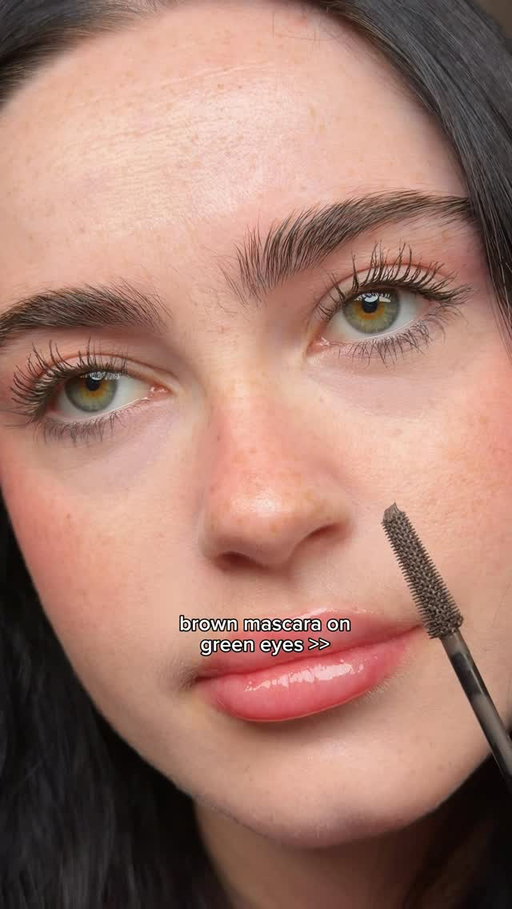 brown mascara on green eyes just hits different💚🤎