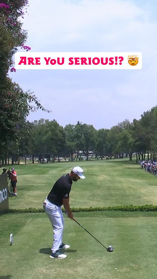 Jon Rahm drives it to the green and puts it 2 feet of the hole 😱
