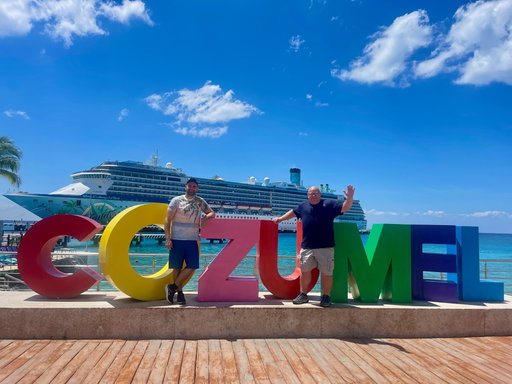 Had some fun in Cozumel yesterday with my buddy @neilcroswell
