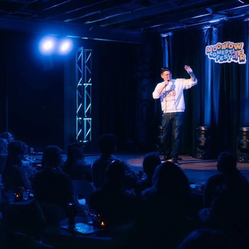 Austin Texas! 

I had such a great time at the @moontowercomedy festival this week. Fantastic crowds. I saw some incredible comedians doing amazing work. Things are great. It's tough out there but there is so much talent available to enjoy. Special thank you to @grockwarren for having me on his show. Thank you to all of the festival programmers, volunteers, and especially the audiences. 🙏🙏