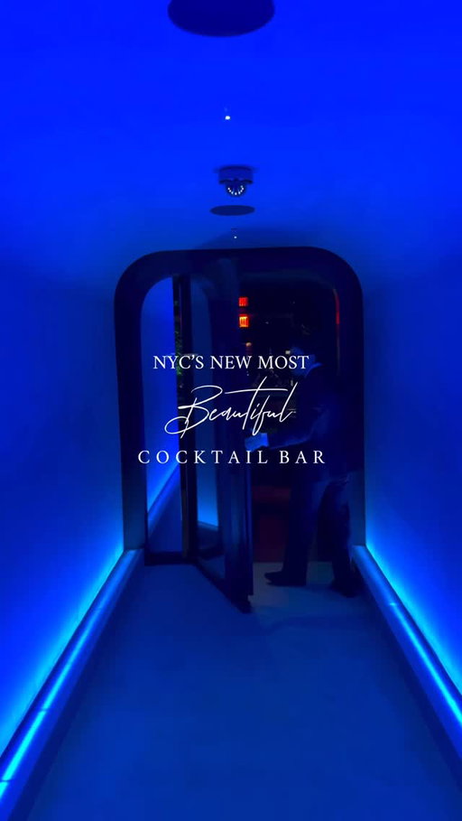 This might be one of the most beautiful bars in nyc right now 🍸💙✨ From the team behind @cotekoreansteakhouse, so you already know the drinks are serious!! 

Hidden inside 550 madison, Bar Chimera feels like stepping into another world (literally)! It’s actually 3 bars in 1 — dedicated to martinis, wine, and whisky 🍸🍷🥃

📍@barchimera (Midtown)

—————————
🏷️
#nycbars #nyccocktails #nycnightlife #nycspots #nycfoodie cocktails cocktail drink cocktailbar restaurant craftcocktails happyhour nyc nycdining newyork newyorkcity opening brandnew bucketlist travel travelgram cote dining food manhattan luxury