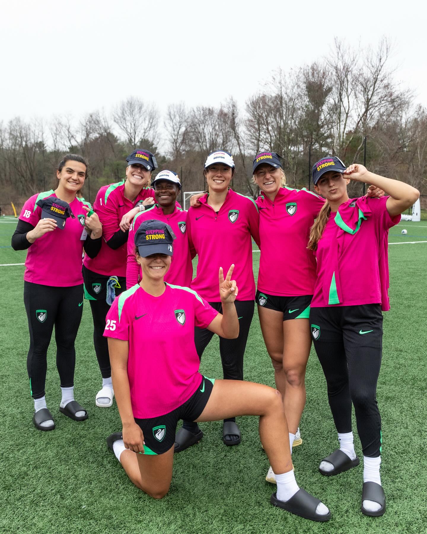 ‘Twas the night before the Boston Marathon 🏃‍♀️

Wishing good luck to all participants especially those racing for the Gillian Reny Stepping Strong Center for Trauma Innovation 🫶