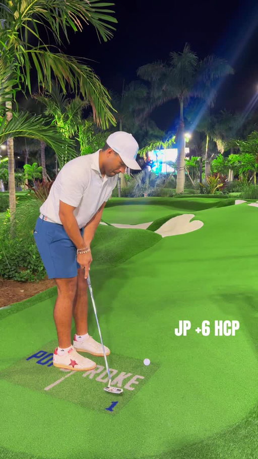 How does this even happen?? @popstroke 

#golf #golflife #golfer #golfstagram #golfswing