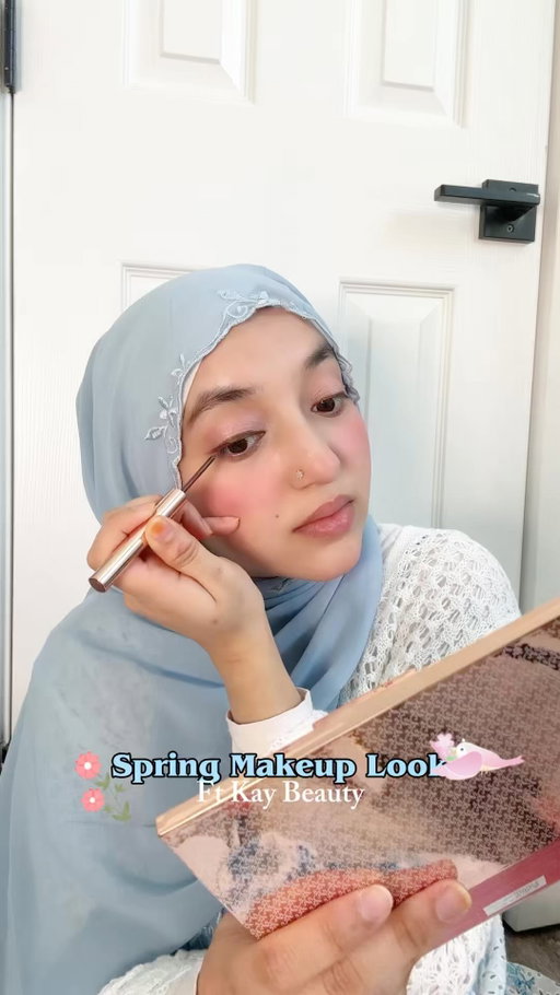 Soft, fresh, and glowing 🌸✨
Serving you a dreamy Kay beauty spring makeup look with that effortless glass skin vibe 💗

Light layers, dewy finishes, and just the right pop of color—because spring is all about looking naturally radiant 🌷
My beautiful hijab- @thread_for_your_head 

#kaybeauty  #SpringMakeup #GlassSkin #DewyMakeup  @kaybykatrina @katrinakaif #makeuptutorial #springmakeup #springmakeuplook #canadianbeautyblogger