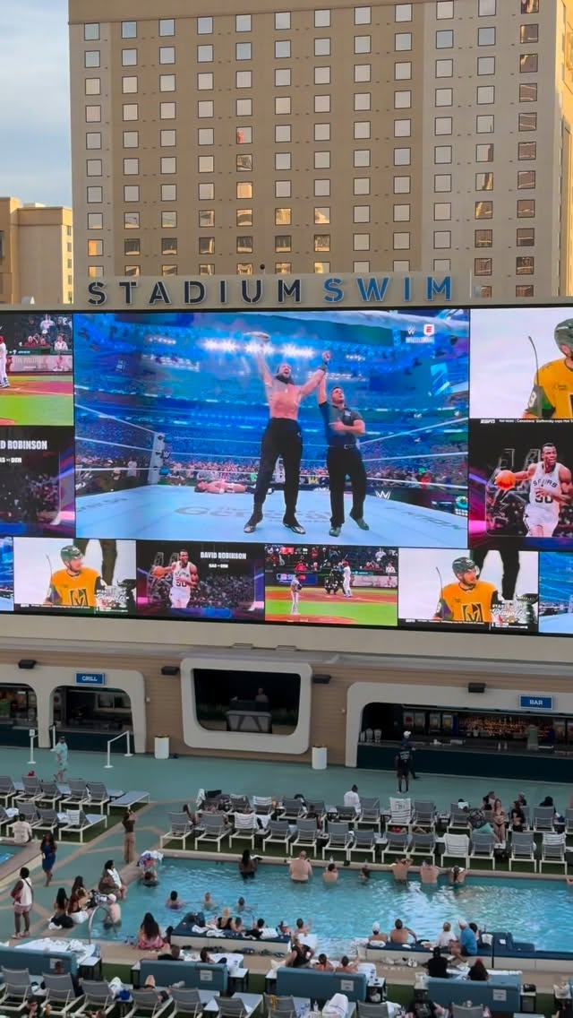 Watching the Original Tribal Chief become the NEW WORLD HEAVYWEIGHT CHAMPION by the pool☝️ @romanreigns

📍 @stadiumswim @circalasvegas 
 
#WrestleMania42 #WWE #VegasSports #VegasPools