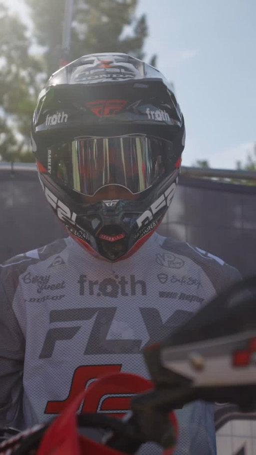 The Capital.
🎥 @postmoto_